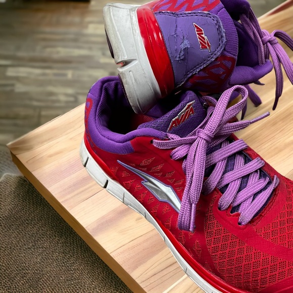 Avia Running Shoes Red Purple Gray Womens US Size 9 - Picture 6 of 10